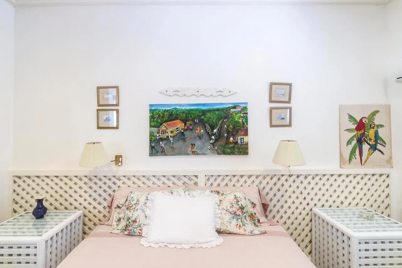 ****  Bequia Beachfront Villa Hotel Friendship Saint Vincent and the Grenadines